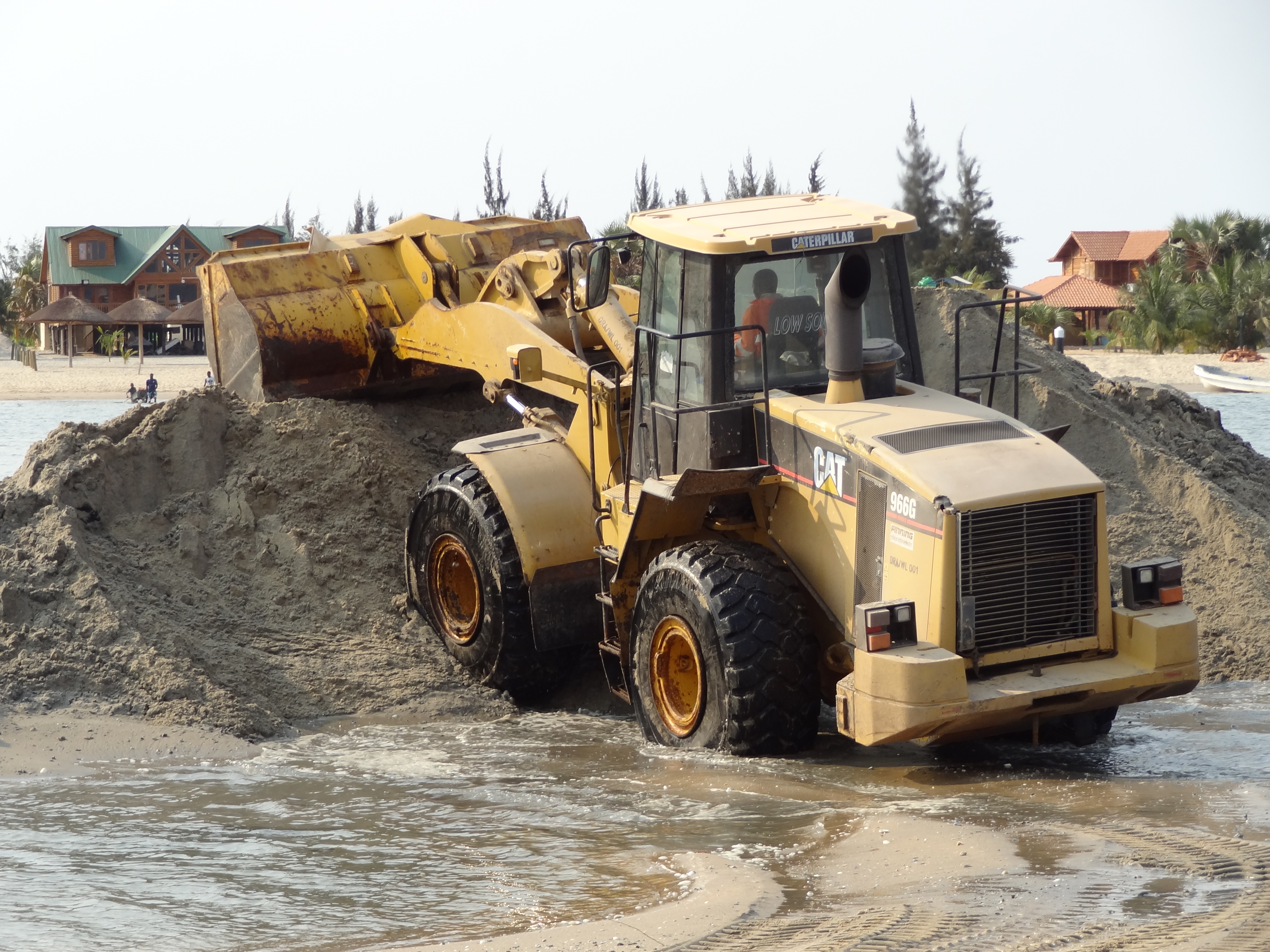 DRAIMAR Caterpillar 966 Loader